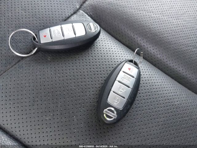 5N1AT2MV0GC770880 Nissan Rogue Sl