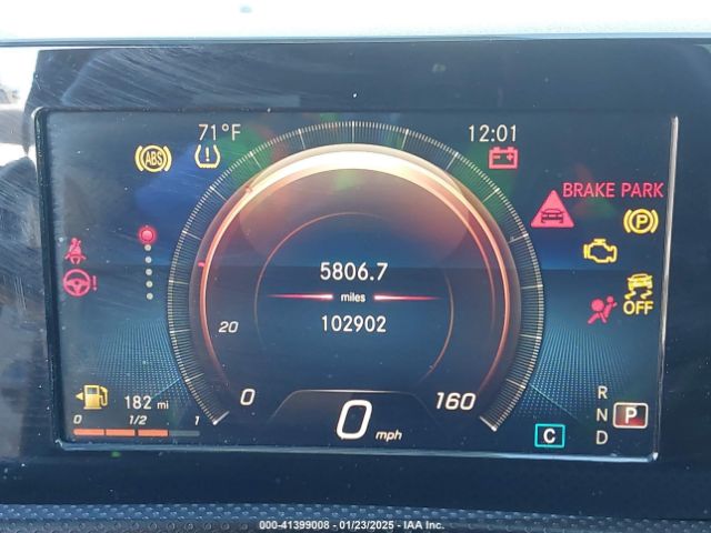 WDD3G4EBXKW021275 Mercedes-Benz A 220