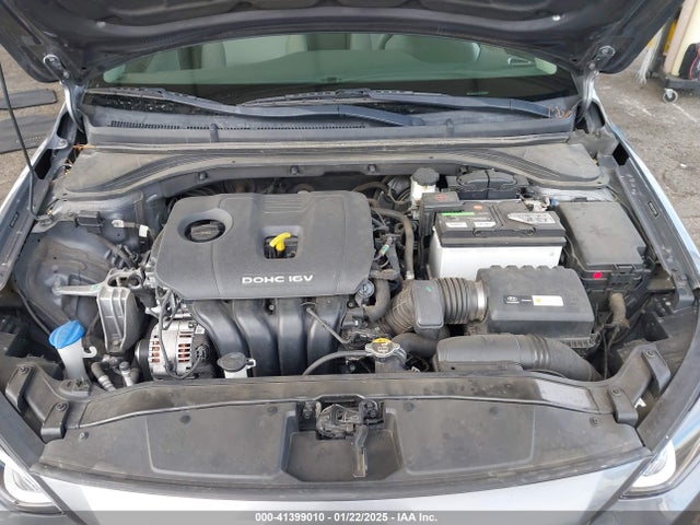 Hyundai ELANTRA SEL 2018 5NPD84LF2JH270840 Image 10
