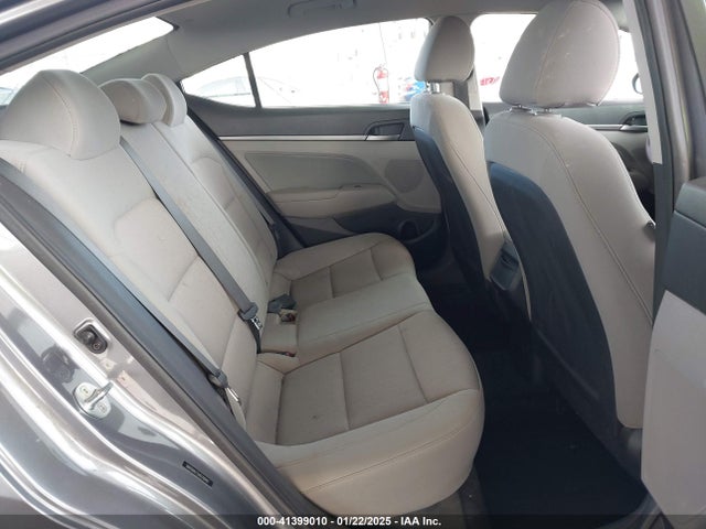 Hyundai ELANTRA SEL 2018 5NPD84LF2JH270840 Image 8