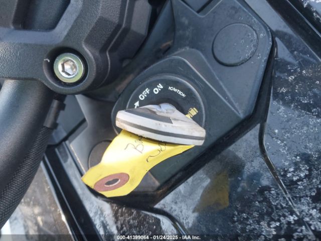 2021 CAN-AM SPYDER ROADSTER 2BXRDDE28MV000215 Photo 10