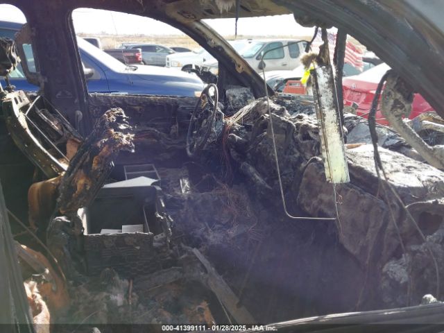 3GCUKSEC1JG590331 Chevrolet Silverado 1500 2lz