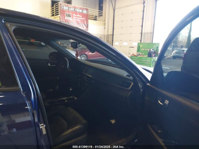 5XXGV4L28GG098644 KIA Optima Sxl Turbo