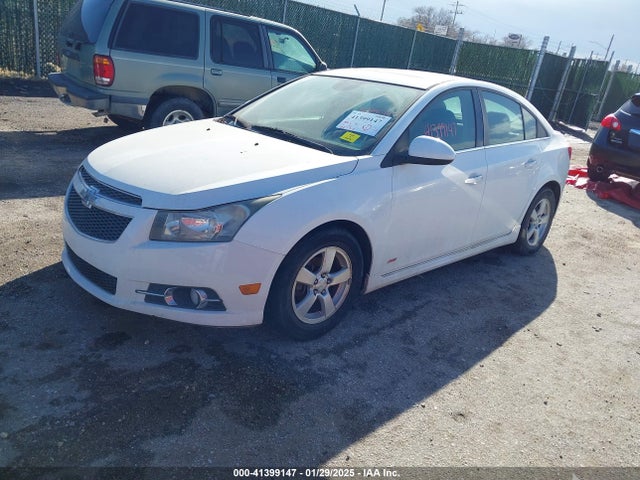Chevrolet Cruze 1lt Auto 2014 1G1PC5SB5E7190497 Image 2