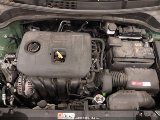 KNDJ23AU1L7043307 KIA Soul X-line