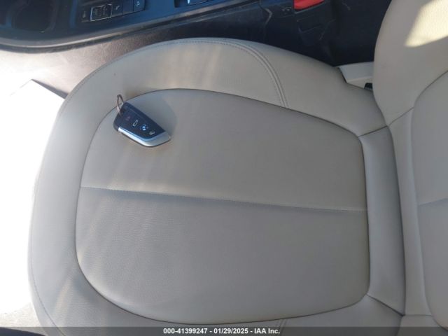 2017 BMW X1 WBXHT3C34H5F70525 Photo 10