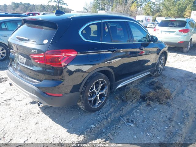 2017 BMW X1 WBXHT3C34H5F70525 Photo 3