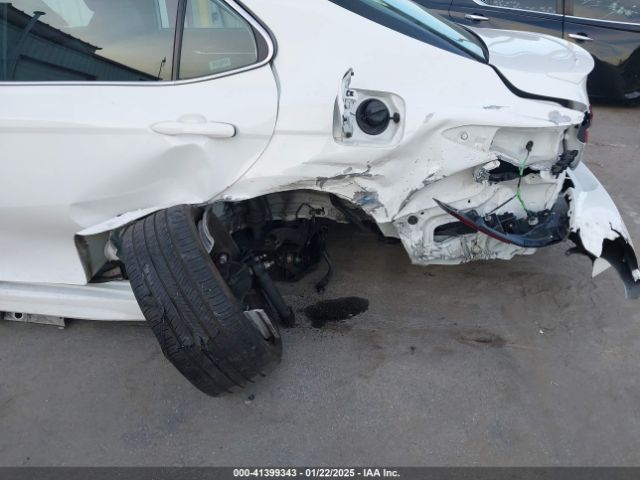 4T1G11AK9PU806581 Toyota CAMRY SE