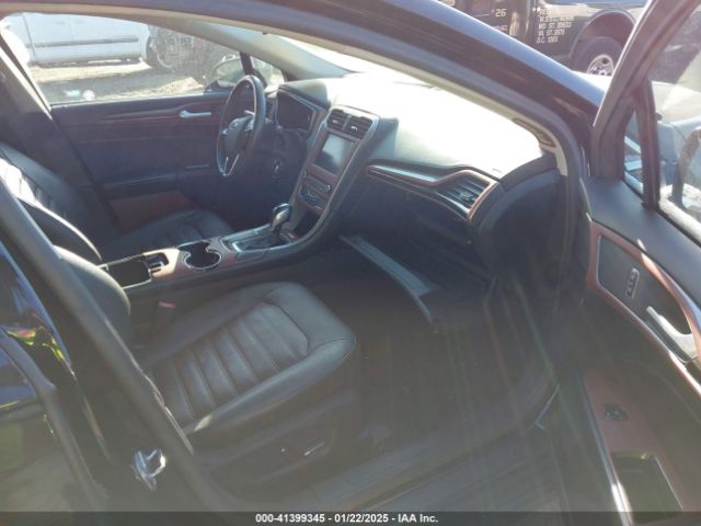 1FA6P0HD6G5119915 Ford FUSION SE