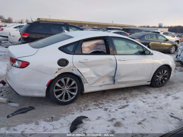 1C3CCCDG8FN615635 Chrysler 200 S