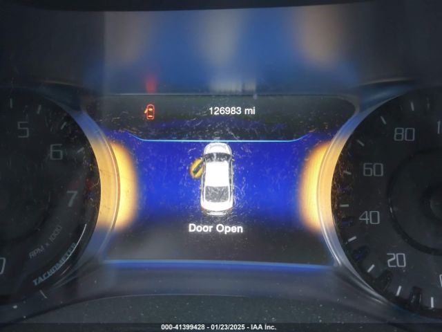 1C3CCCDG8FN615635 Chrysler 200 S