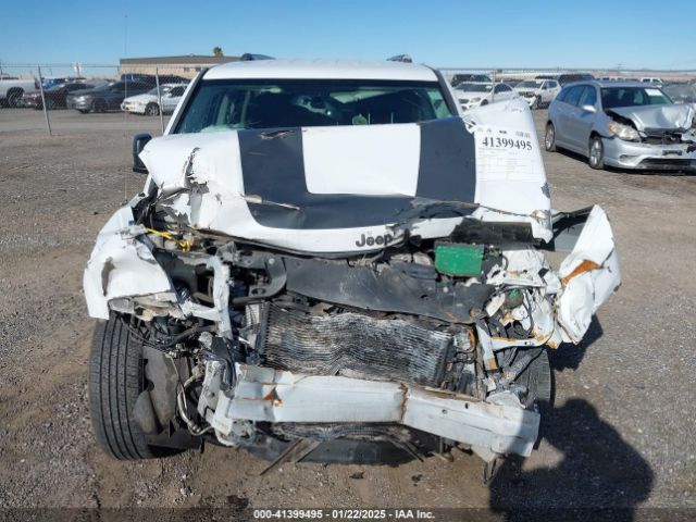 1C4NJRBBXHD170327 Jeep Patriot Sport Se 4x4