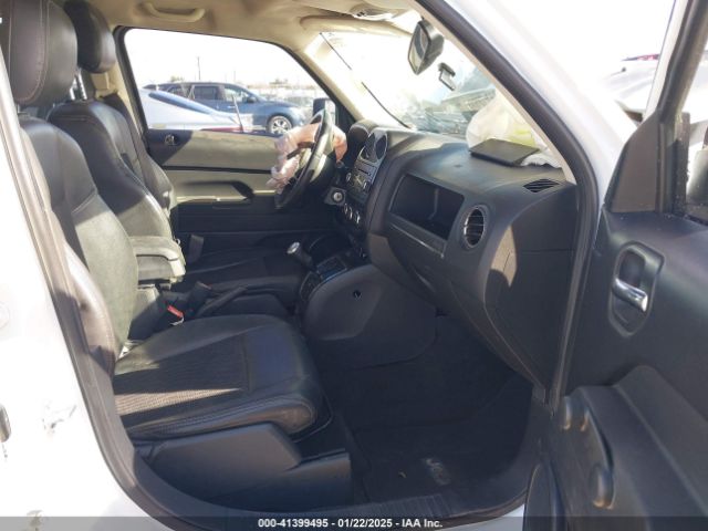 1C4NJRBBXHD170327 Jeep Patriot Sport Se 4x4