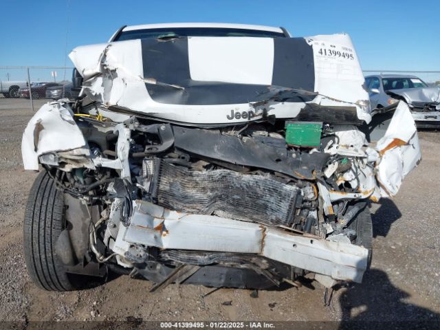1C4NJRBBXHD170327 Jeep Patriot Sport Se 4x4