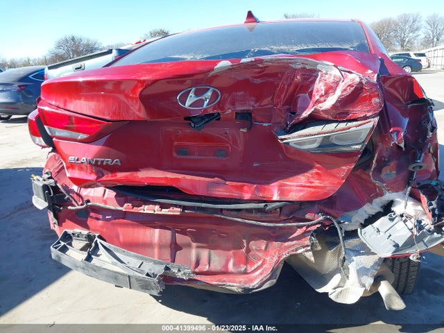 KMHD84LF6JU496526 Hyundai ELANTRA SEL