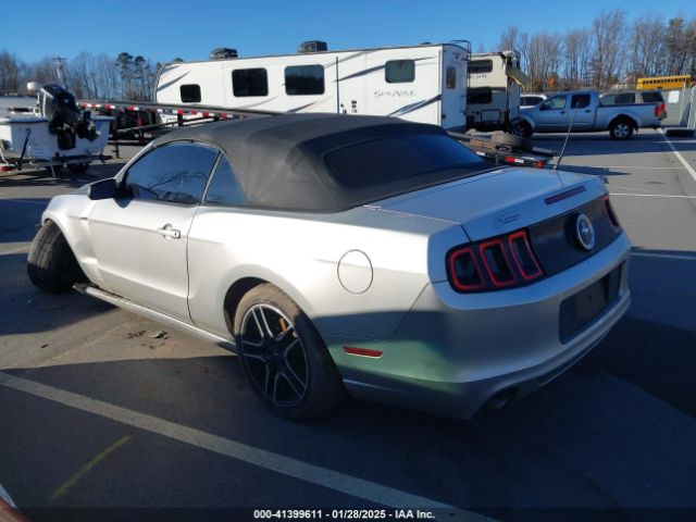 2014 FORD MUSTANG 1ZVBP8EM8E5264833 Photo 2