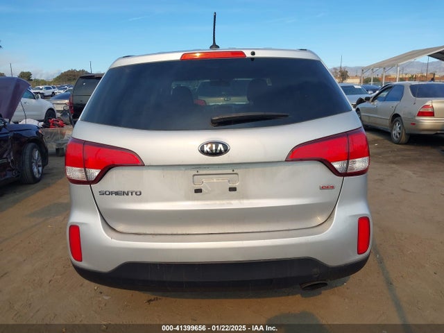 5XYKT3A69FG599701 KIA SORENTO LX