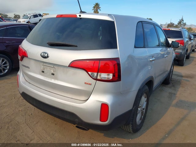 5XYKT3A69FG599701 KIA SORENTO LX