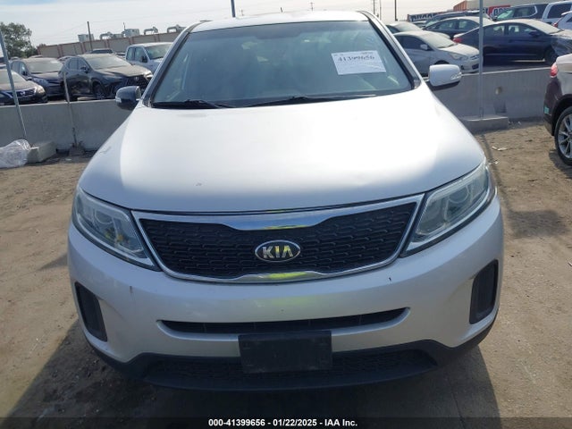 5XYKT3A69FG599701 KIA SORENTO LX