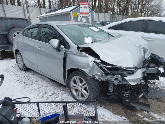Chevrolet Cruze Lt Auto 2017 1G1BE5SM2H7138299 Image 1