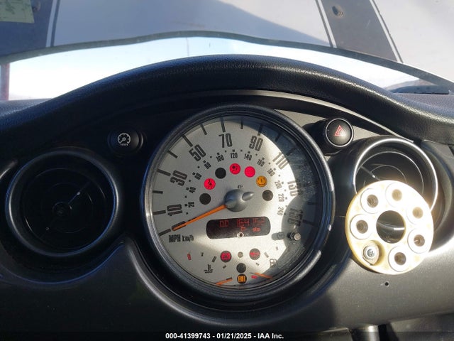 2005 MINI COOPER WMWRC33525TJ70533 Photo 6