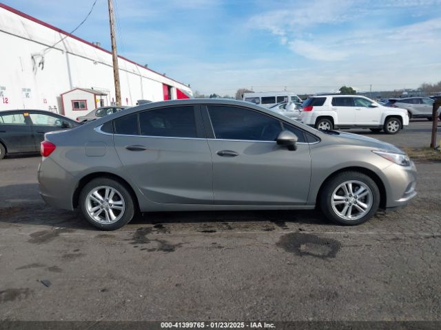 1G1BE5SM6H7148284 Chevrolet Cruze Lt Auto