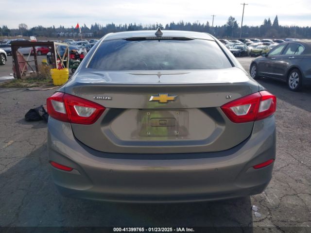 1G1BE5SM6H7148284 Chevrolet Cruze Lt Auto
