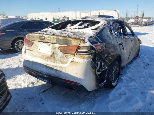KNAGT4L35J5218049 KIA Optima Lx