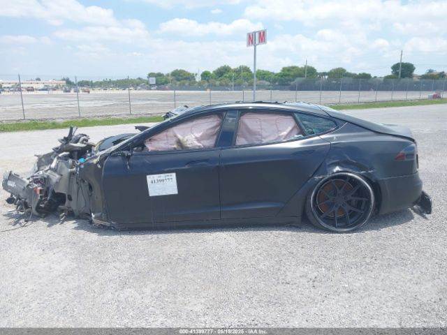 5YJSA1E63MF451438 Tesla Model S Plaid Tri Motor All-wheel Drive