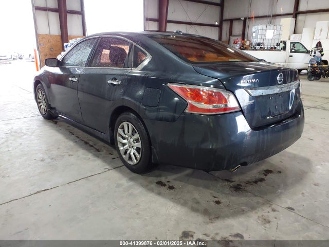 Nissan Altima 2.5 S 2015 1N4AL3AP3FC105279 Image 3