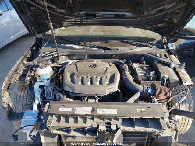 1VWAA7A3XJC024371 Volkswagen Passat 2.0t R-line/2.0t S