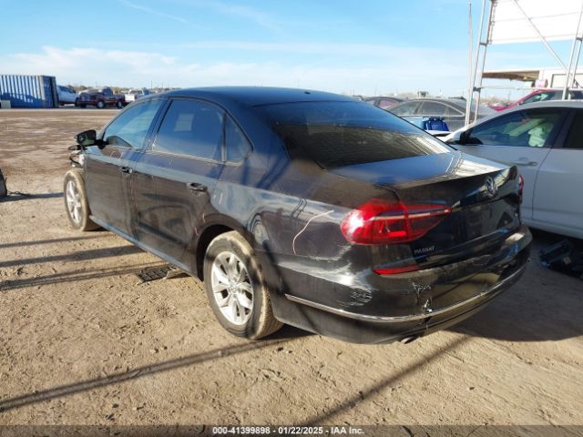 1VWAA7A3XJC024371 Volkswagen Passat 2.0t R-line/2.0t S