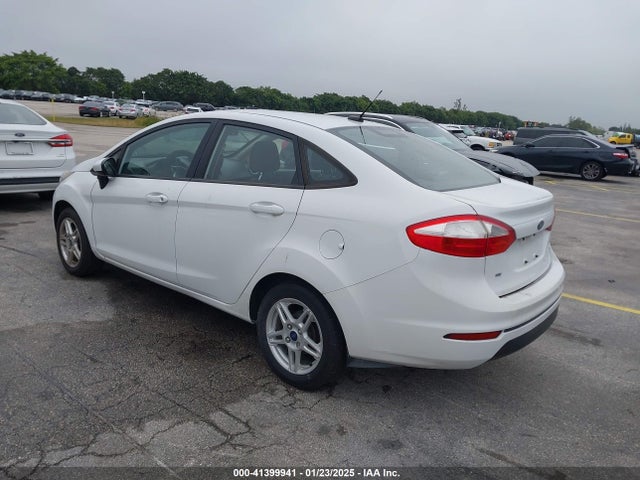 Ford FIESTA SE 2017 3FADP4BJ6HM119213 Image 3