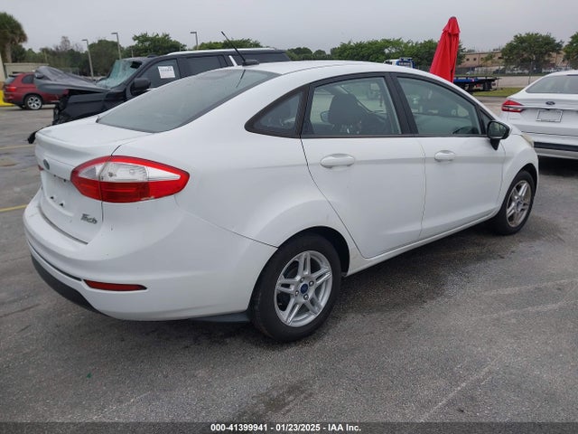 Ford FIESTA SE 2017 3FADP4BJ6HM119213 Image 4