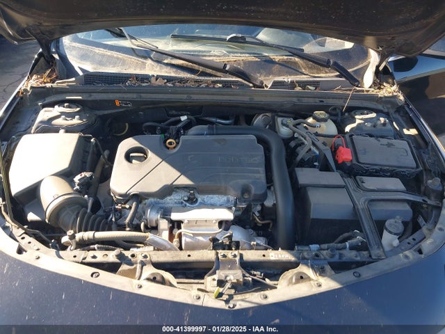 1G1ZD5STXLF121676 Chevrolet Malibu Fwd Lt
