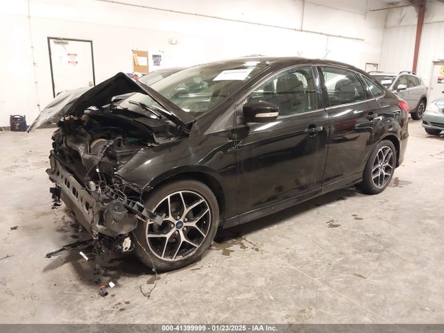 Ford FOCUS SE 2015 1FADP3F29FL255895 Image 2