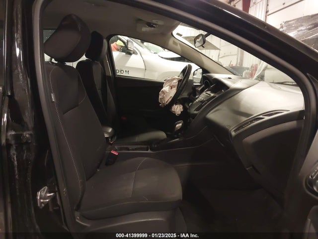 Ford FOCUS SE 2015 1FADP3F29FL255895 Image 5