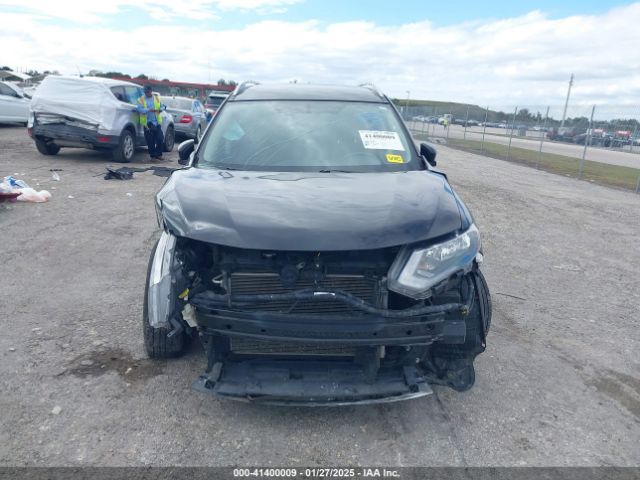 KNMAT2MV2HP534892 Nissan ROGUE SV