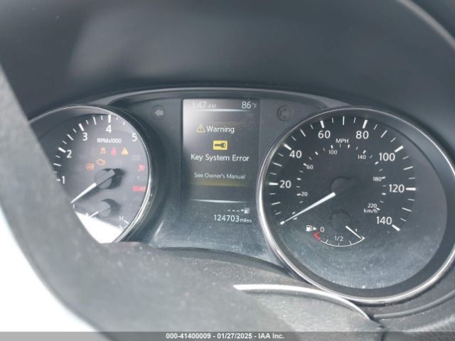 KNMAT2MV2HP534892 Nissan ROGUE SV