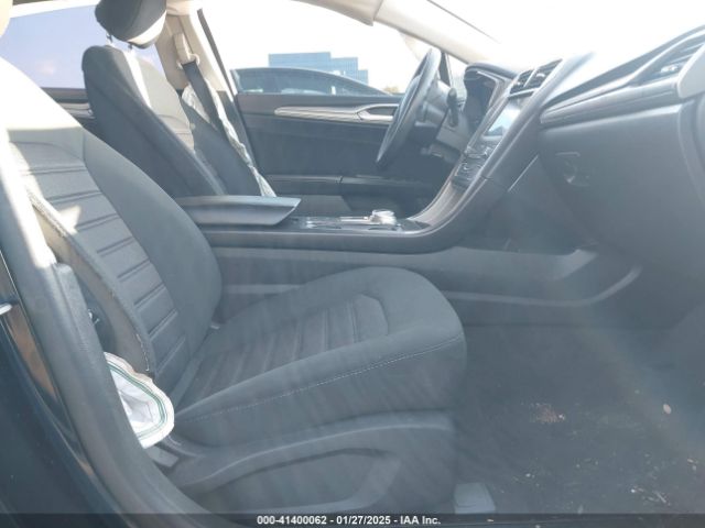 3FA6P0HD2LR199334 Ford FUSION SE