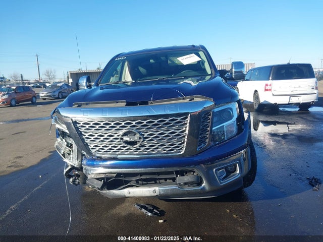 1N6AA1E56HN526155 Nissan Titan Sl