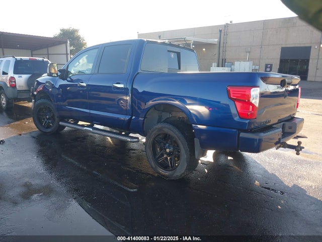 1N6AA1E56HN526155 Nissan Titan Sl