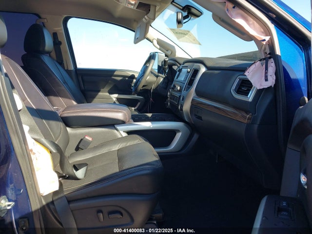 1N6AA1E56HN526155 Nissan Titan Sl