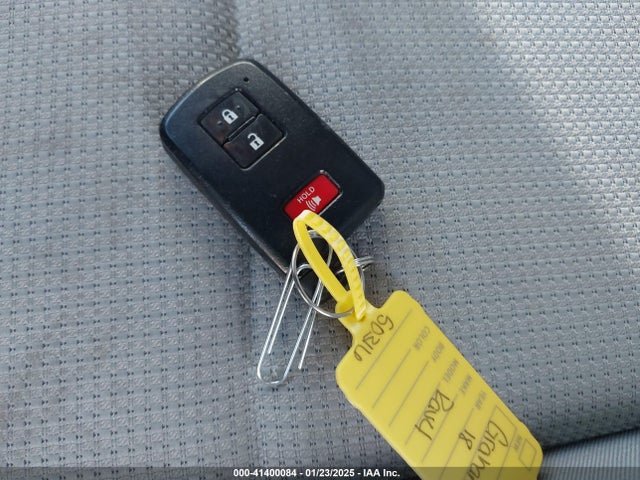 JTMRFREVXJJ722506 Toyota Rav4 Adventure/xle