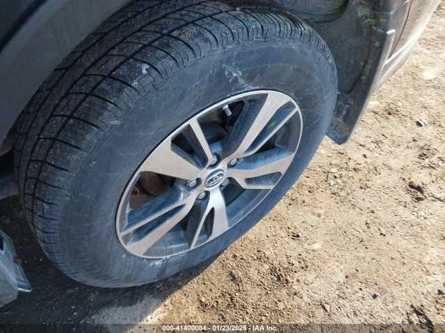 JTMRFREVXJJ722506 Toyota Rav4 Adventure/xle