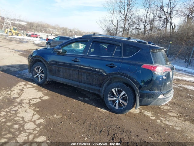 JTMRFREVXJJ722506 Toyota Rav4 Adventure/xle