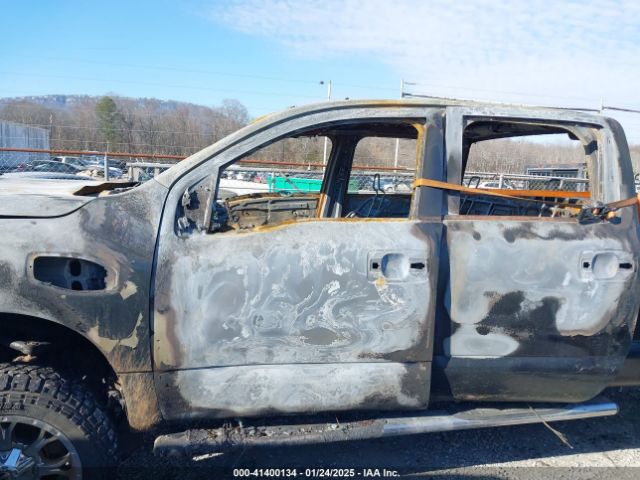 1N6BA1F35HN517383 Nissan Titan Xd Sv Diesel