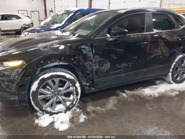 3MVDMBBM5PM586122 Mazda Cx-30 2.5 S Select
