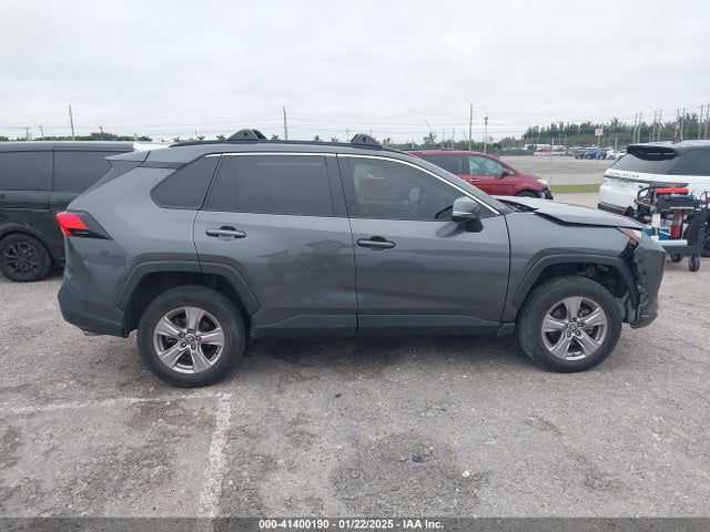 Toyota Rav4 Xle 2022 2T3W1RFV3NC209767 Image 13