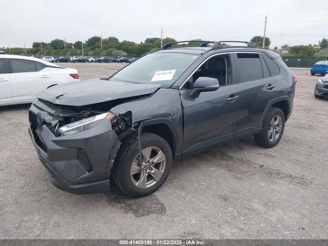 Toyota Rav4 Xle 2022 2T3W1RFV3NC209767 Image 2